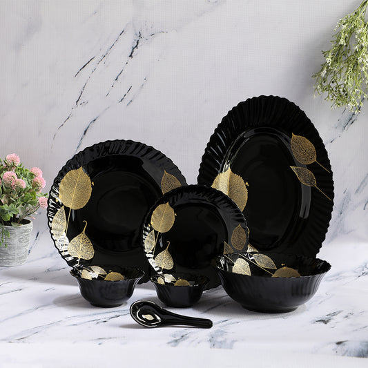 33 Pc Black Feston Shape Dinner Set
