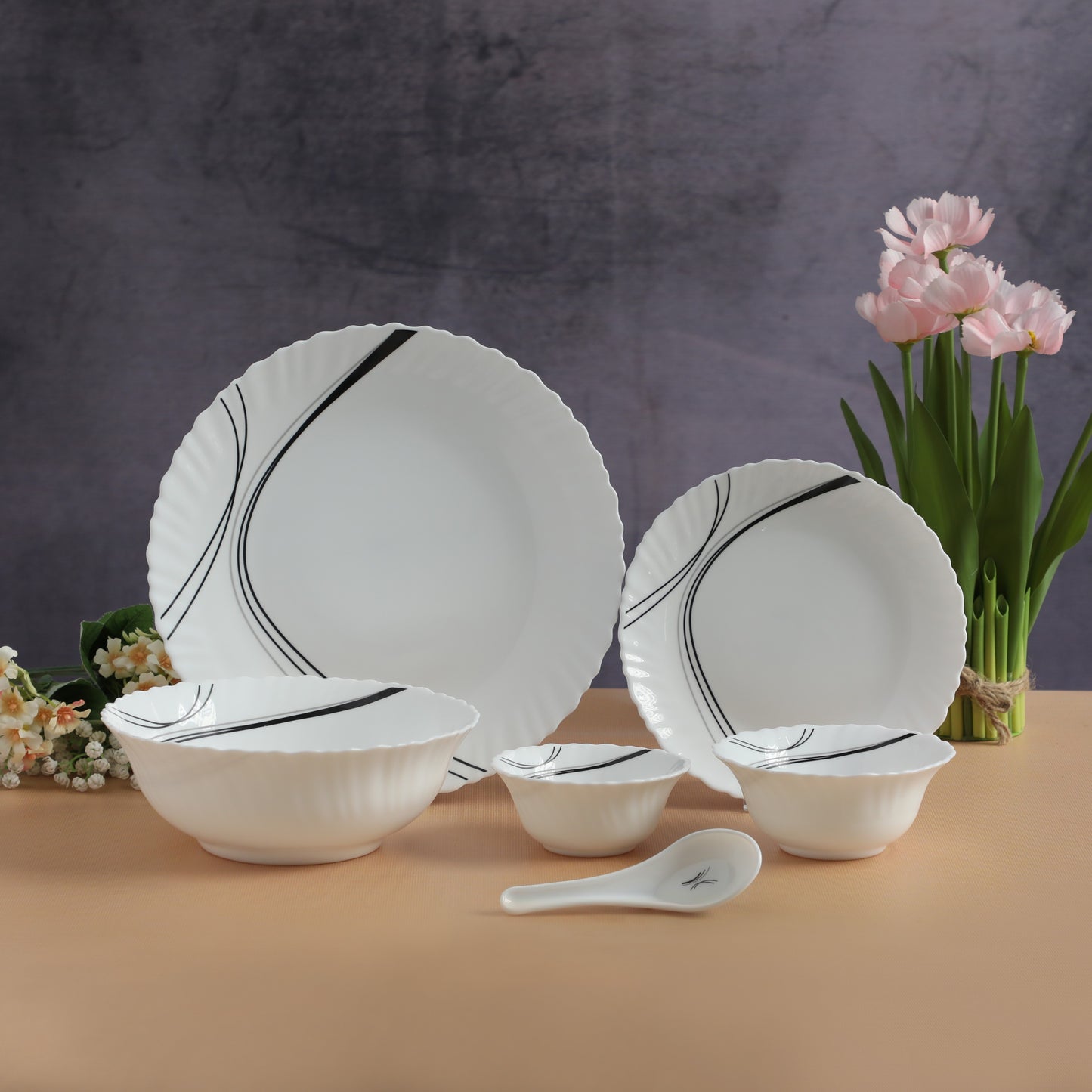 21 Pc White Feston Shape Dinner Set - SKB2541